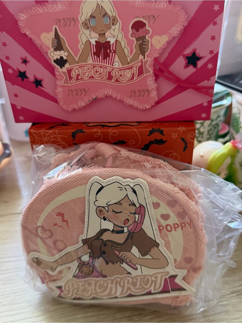 Pop Mart Peach Riot Rush Hour Poppy Receptionist Mini Bag Blind Box